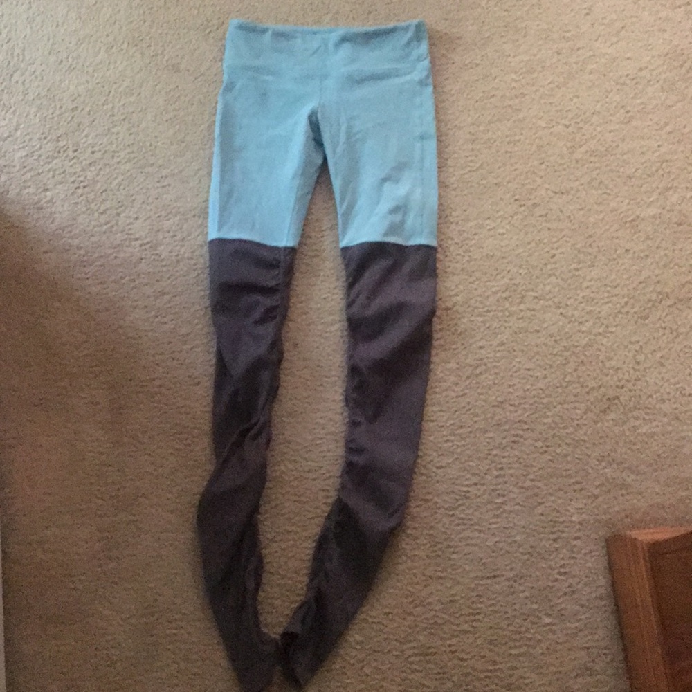 Alo Yoga Goddess Leggings